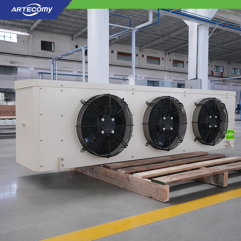 Unité de réfrigération à 3 ventilateurs pour installations de transformation de viande